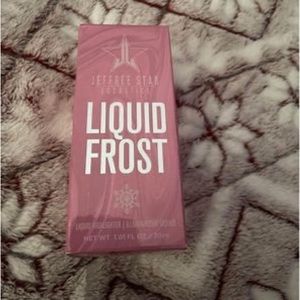 NIB DISCONTINUED LIQUID FROST HIGHLIGHTER IN COLOR ICE QUEEN LIGHT PINK